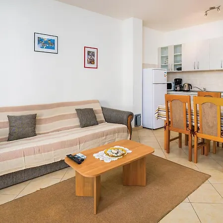 Cozy In Labin With Wifi Holiday home Drenje (Istria)