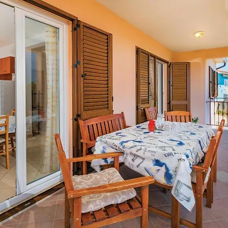 Cozy In Labin With Wifi Holiday home *