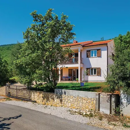 Cozy In Labin With Wifi Holiday home *